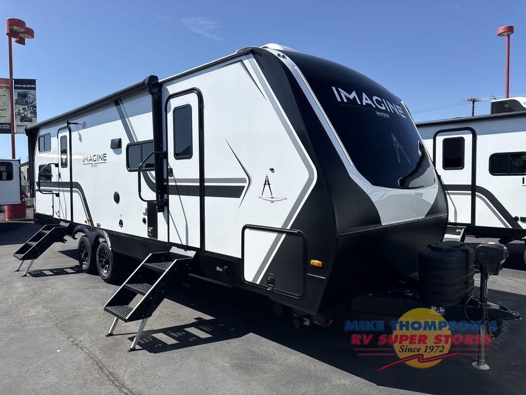 2027 Grand Design Imagine 2800BH in fountain valley CA