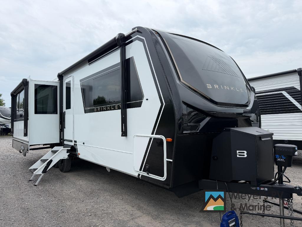 2027 Brinkley Model Z Air 297 in cicero NY
