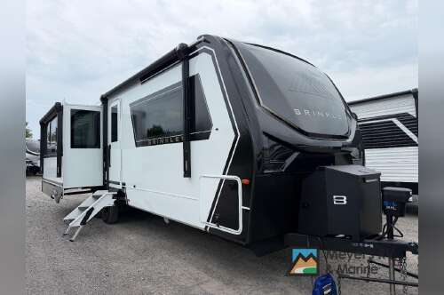 2027 Brinkley Model Z Air 297 in cicero NY