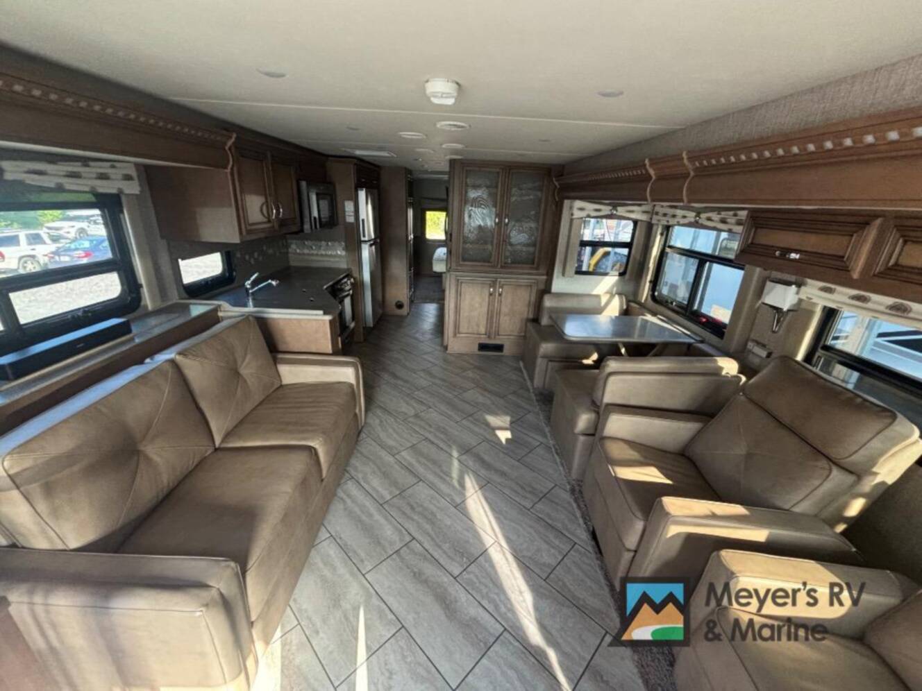 A photo of this 2021 Newmar Bay Star 3626