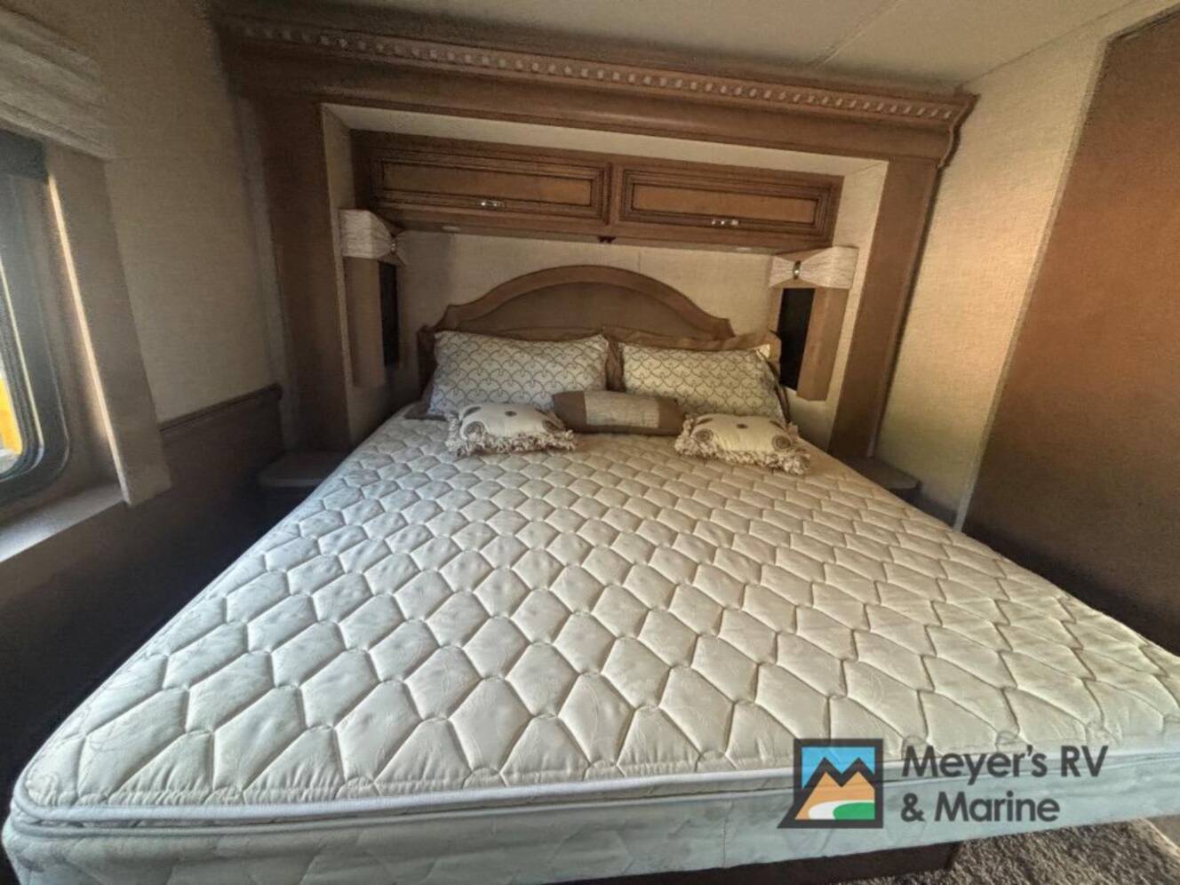 A photo of this 2021 Newmar Bay Star 3626