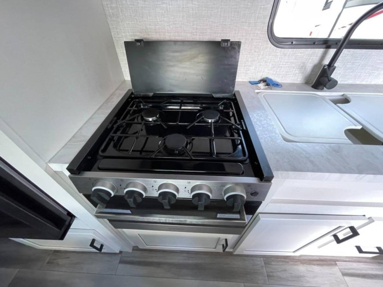 A photo of this 2024 Jayco Jay Flight 260BHW