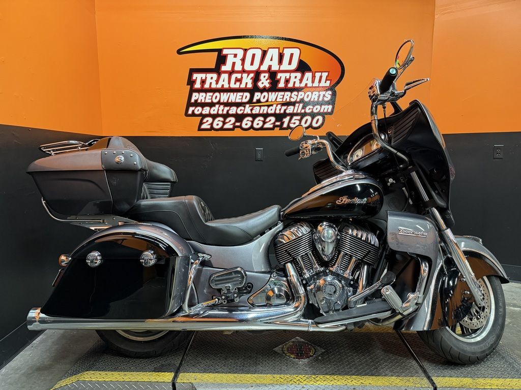 2016 Indian Motorcycle® Roadmaster® Steel Gray and Thunder Black in Big Bend, WI