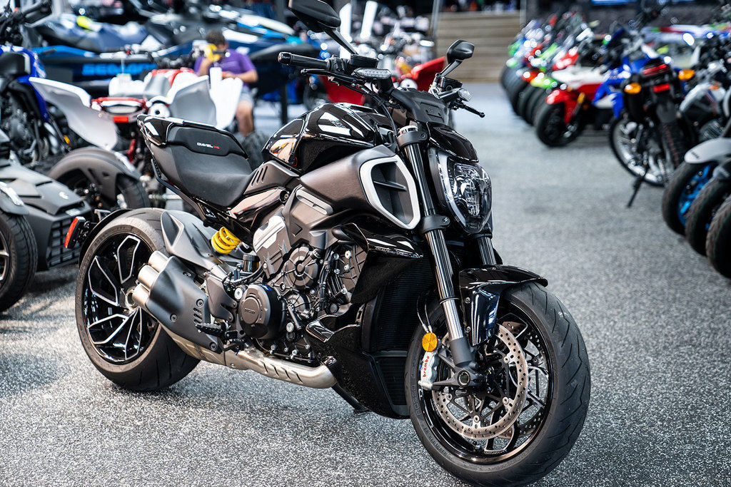 2024 Ducati Diavel V4 Black V4 in Upper Darby, PA