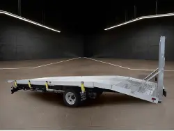 2025 ISUZU NRR