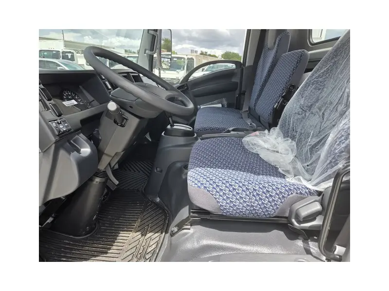 2026 ISUZU NPR HD