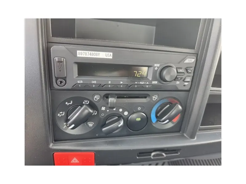 2026 ISUZU NPR HD