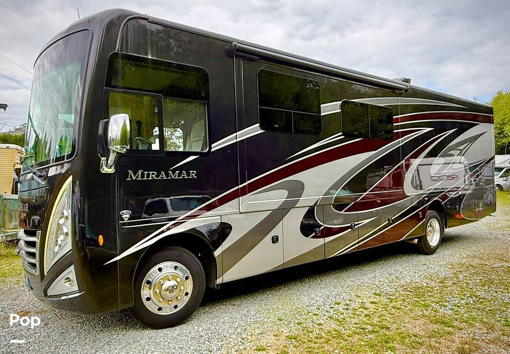 2022 Thor Motor Coach Miramar 35.2 in des moines WA