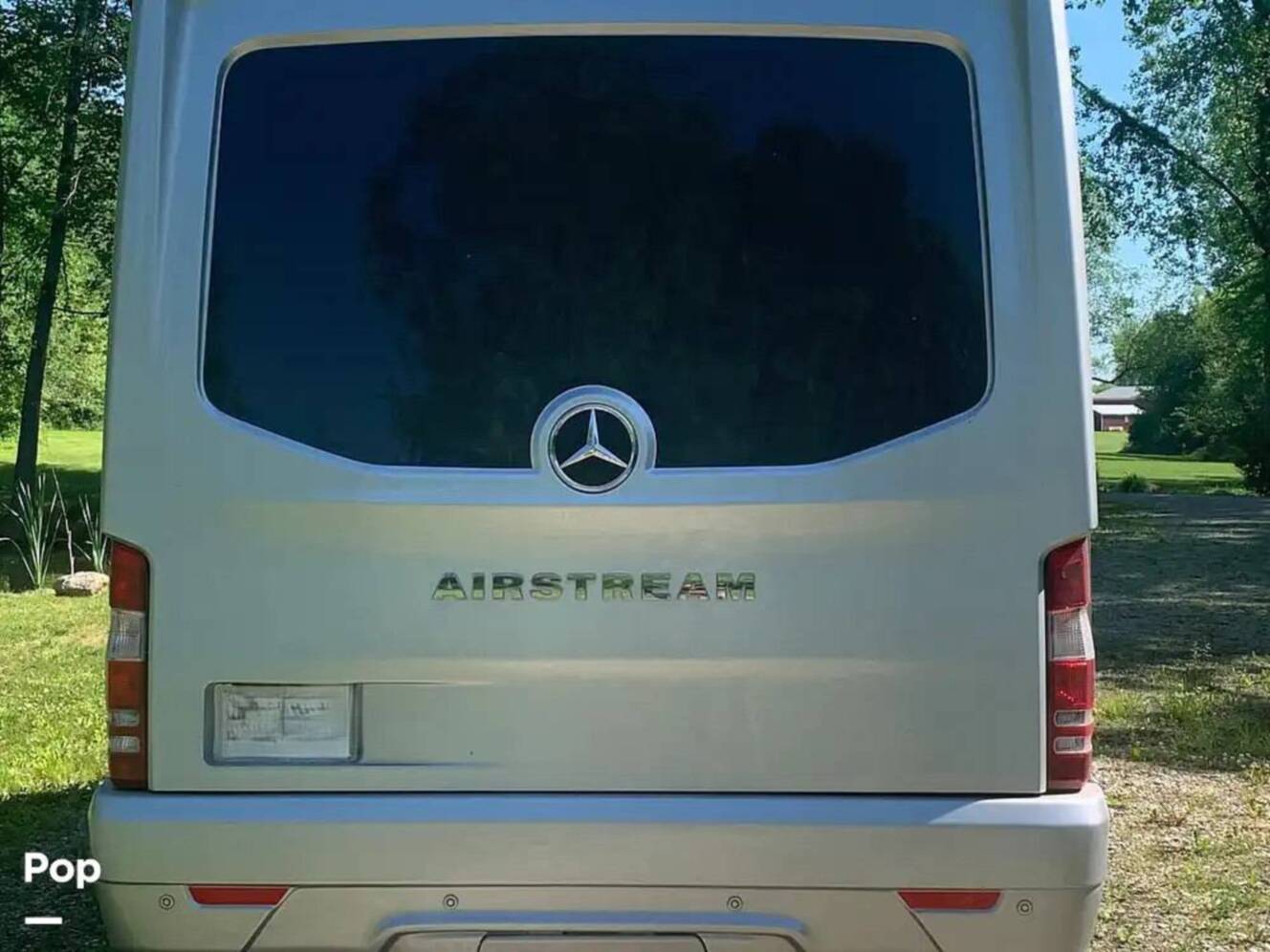 A photo of this 2025 Airstream Atlas Murphy Suite