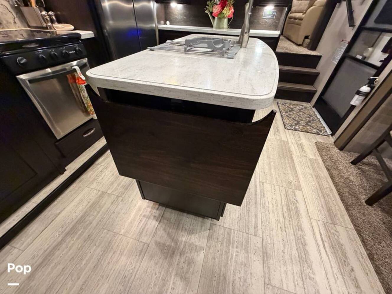 A photo of this 2017 Grand Design Momentum 376TH