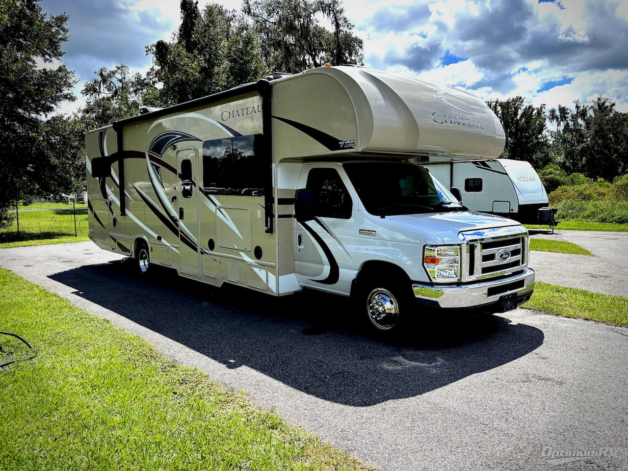2017 Thor Chateau 31W in ocala FL
