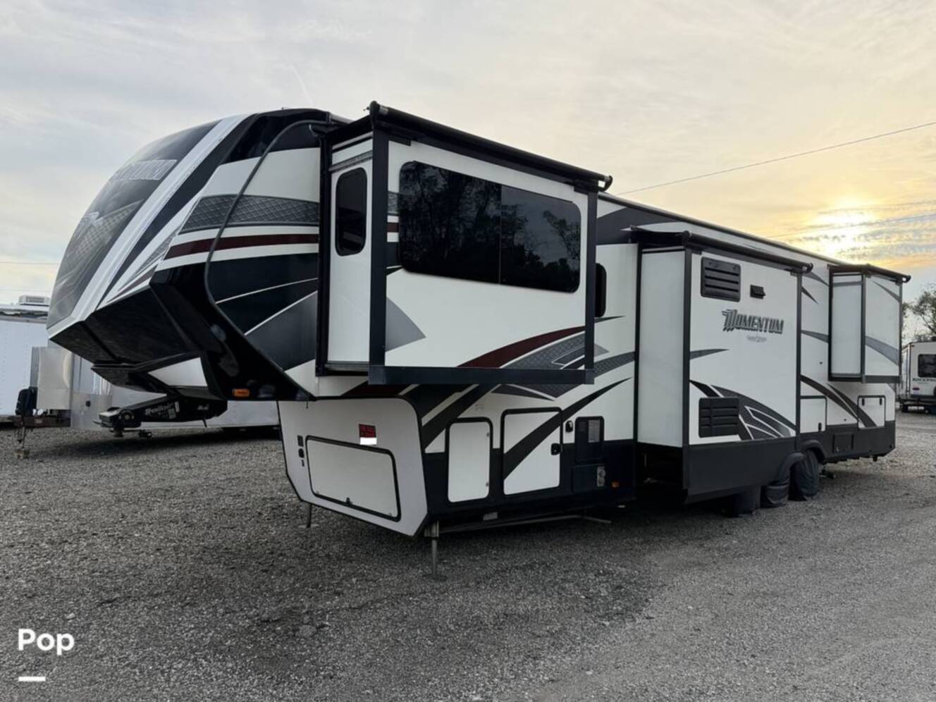 A photo of this 2017 Grand Design Momentum 376TH