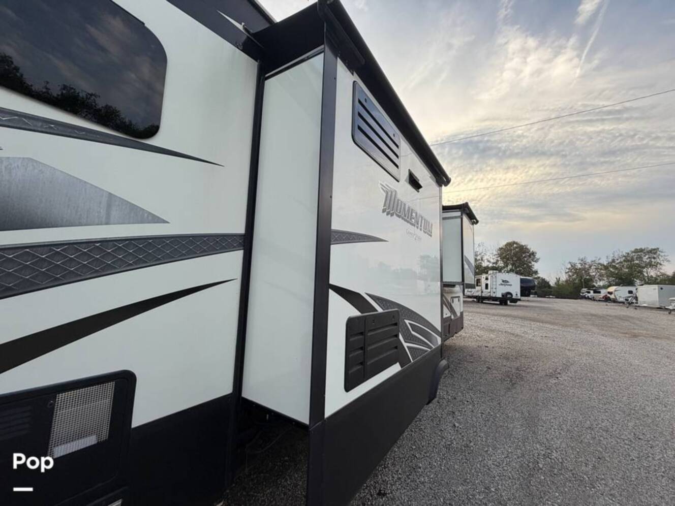 A photo of this 2017 Grand Design Momentum 376TH