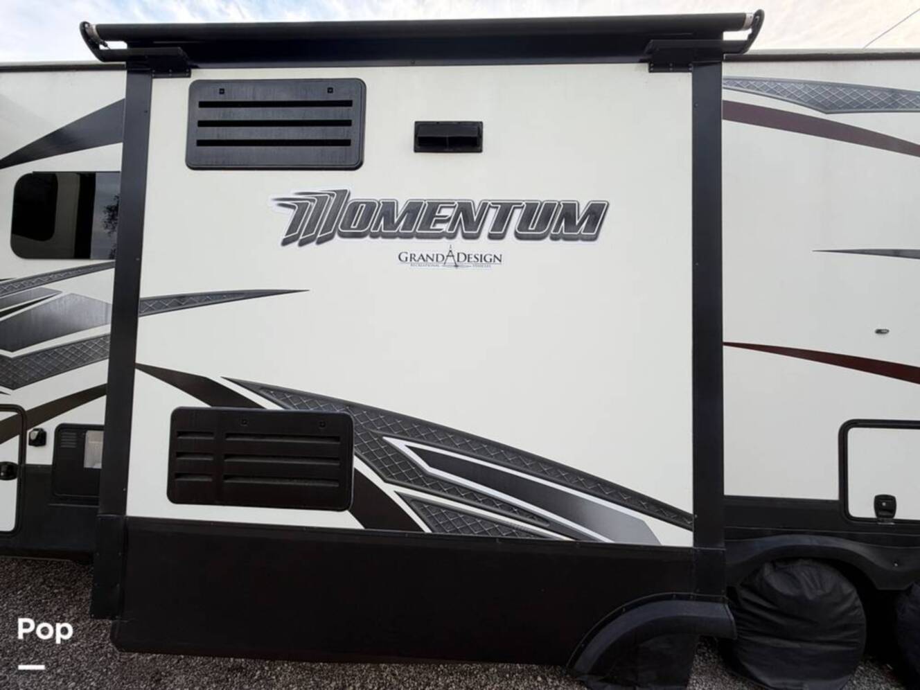 A photo of this 2017 Grand Design Momentum 376TH