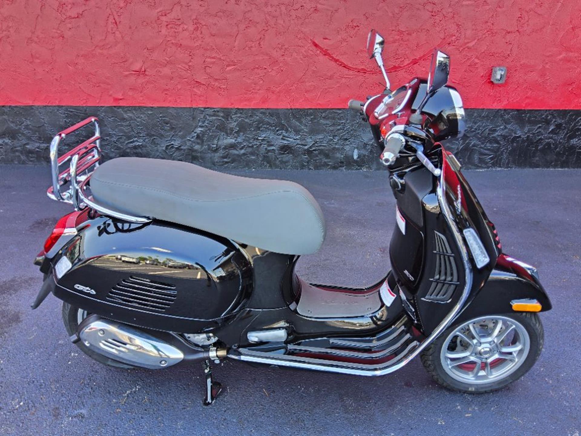 2023 Vespa GTS 300 300 in Fort Myers, FL