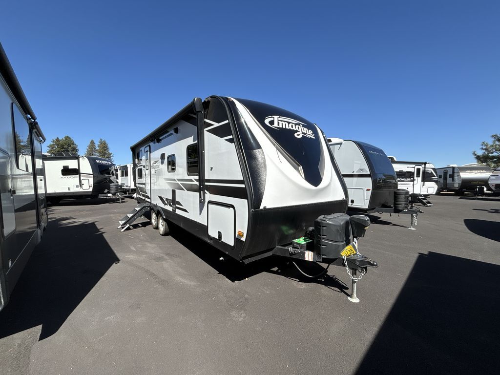 2020 Grand Design Imagine 2400BH in bend OR