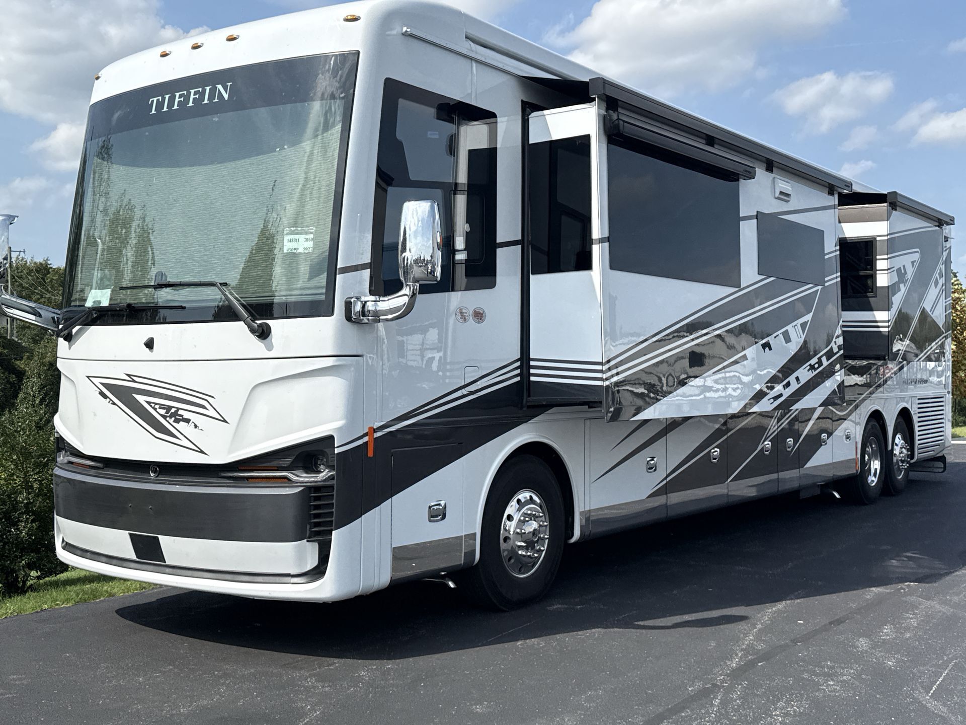 2027 Tiffin Motorhomes Allegro Bus 45OPP in georgetown KY