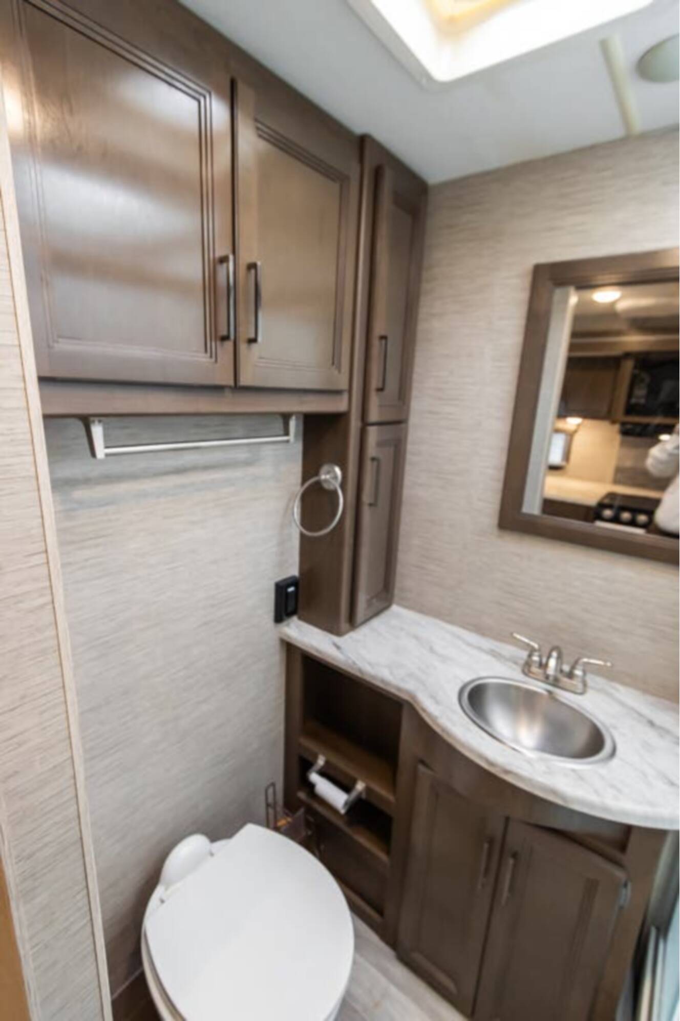 A photo of this 2022 Thor Motor Coach FREEDOM TRAVELER A29
