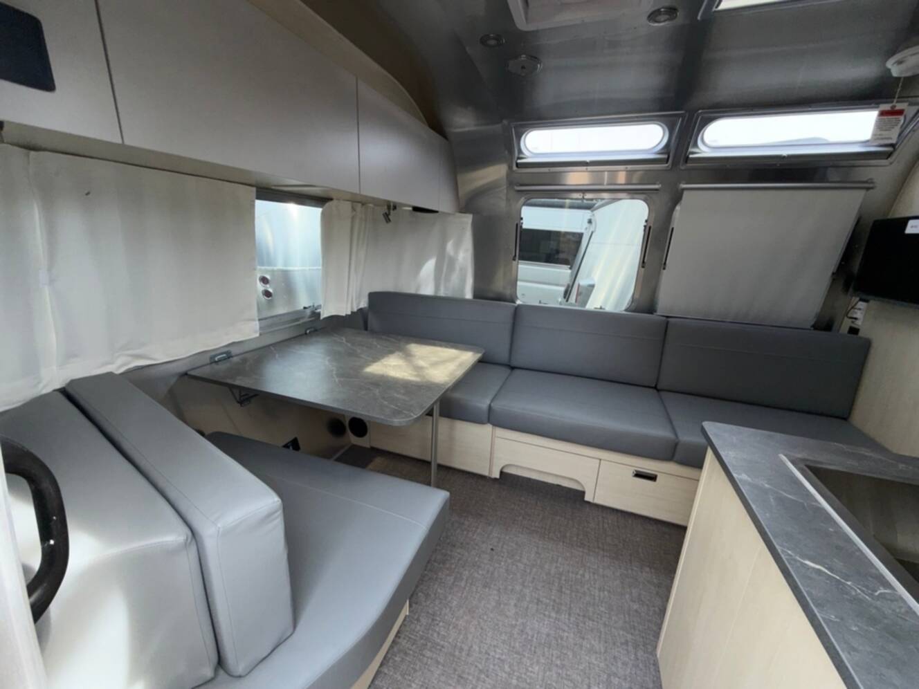 A photo of this 2026 Airstream Flying Cloud 25FBQ