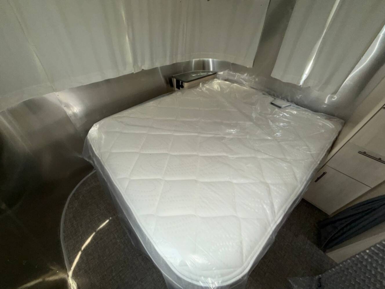 A photo of this 2026 Airstream Flying Cloud 25FBQ