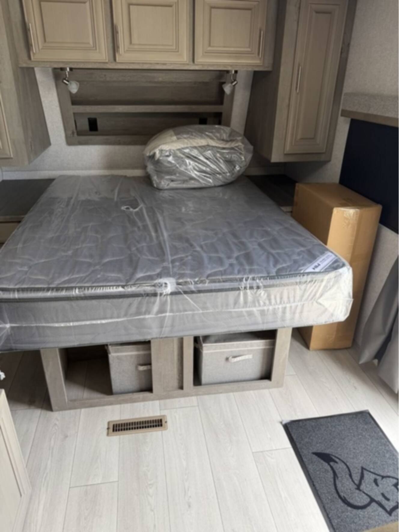 A photo of this 2026 Northwood Arctic Fox NXT 22GT