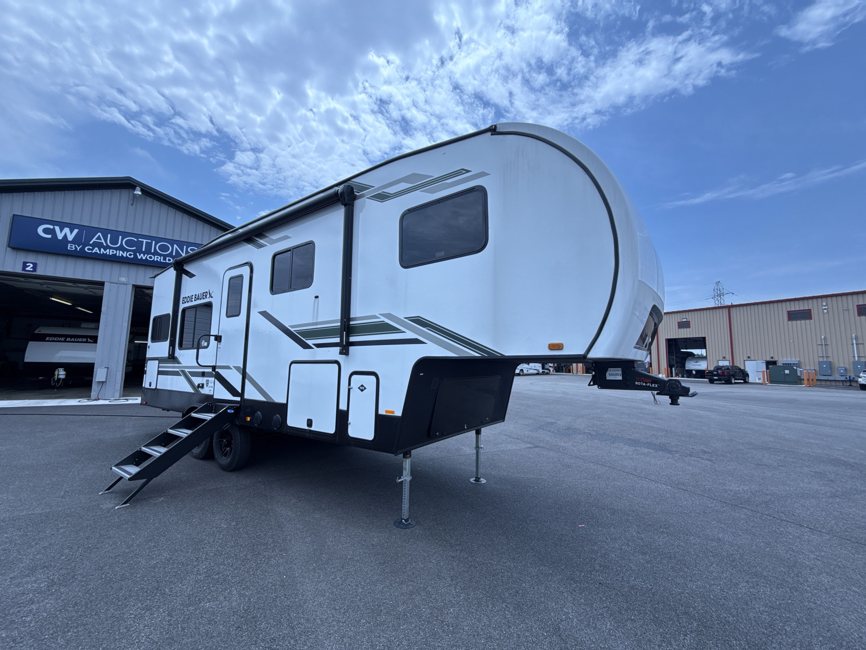 2025 Heartland EDDIE BAUER SIGNATURE 2500RK in elkhart IN