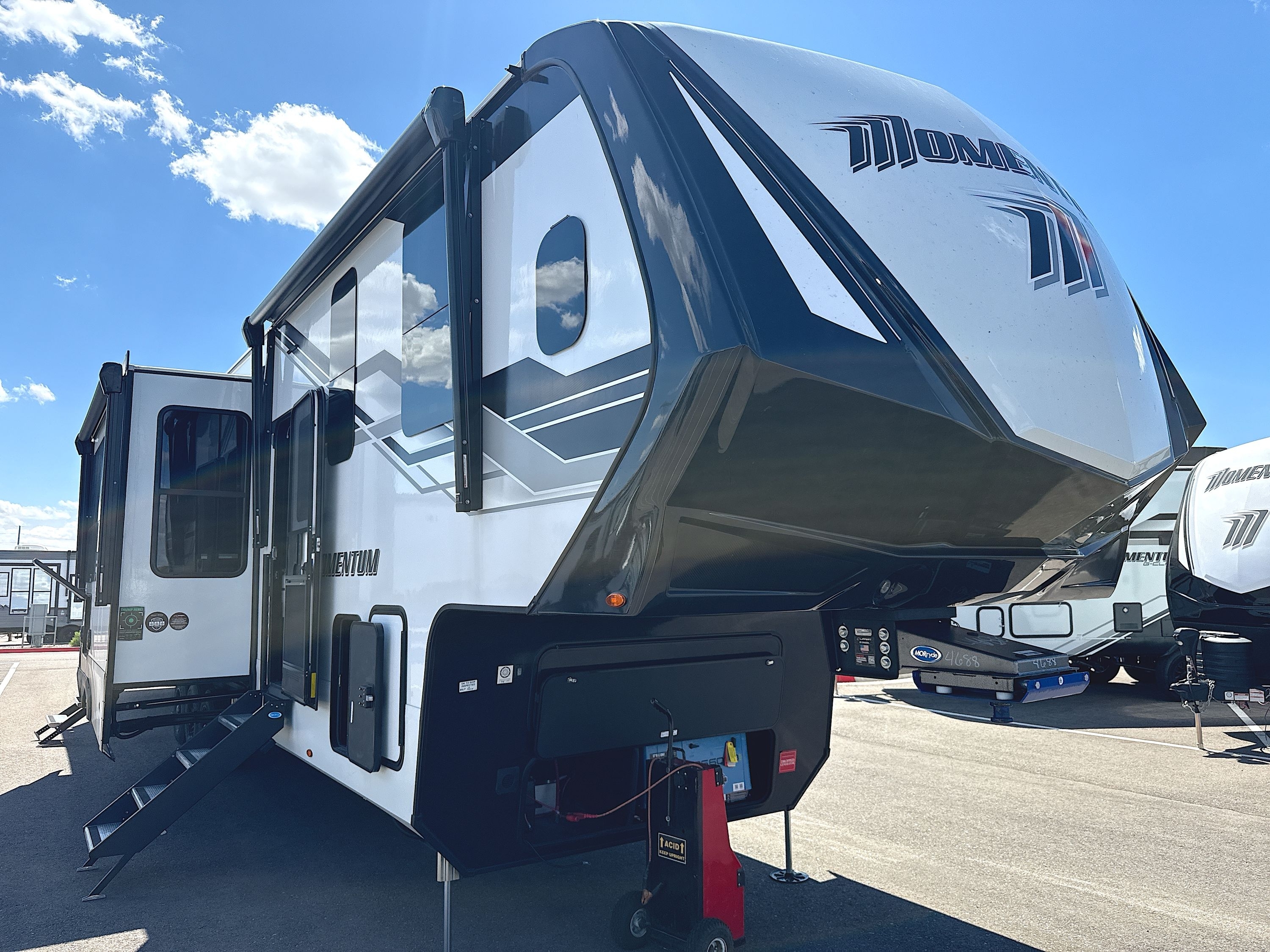 2026 Grand Design MOMENTUM M CLASS 395MS in surprise AZ