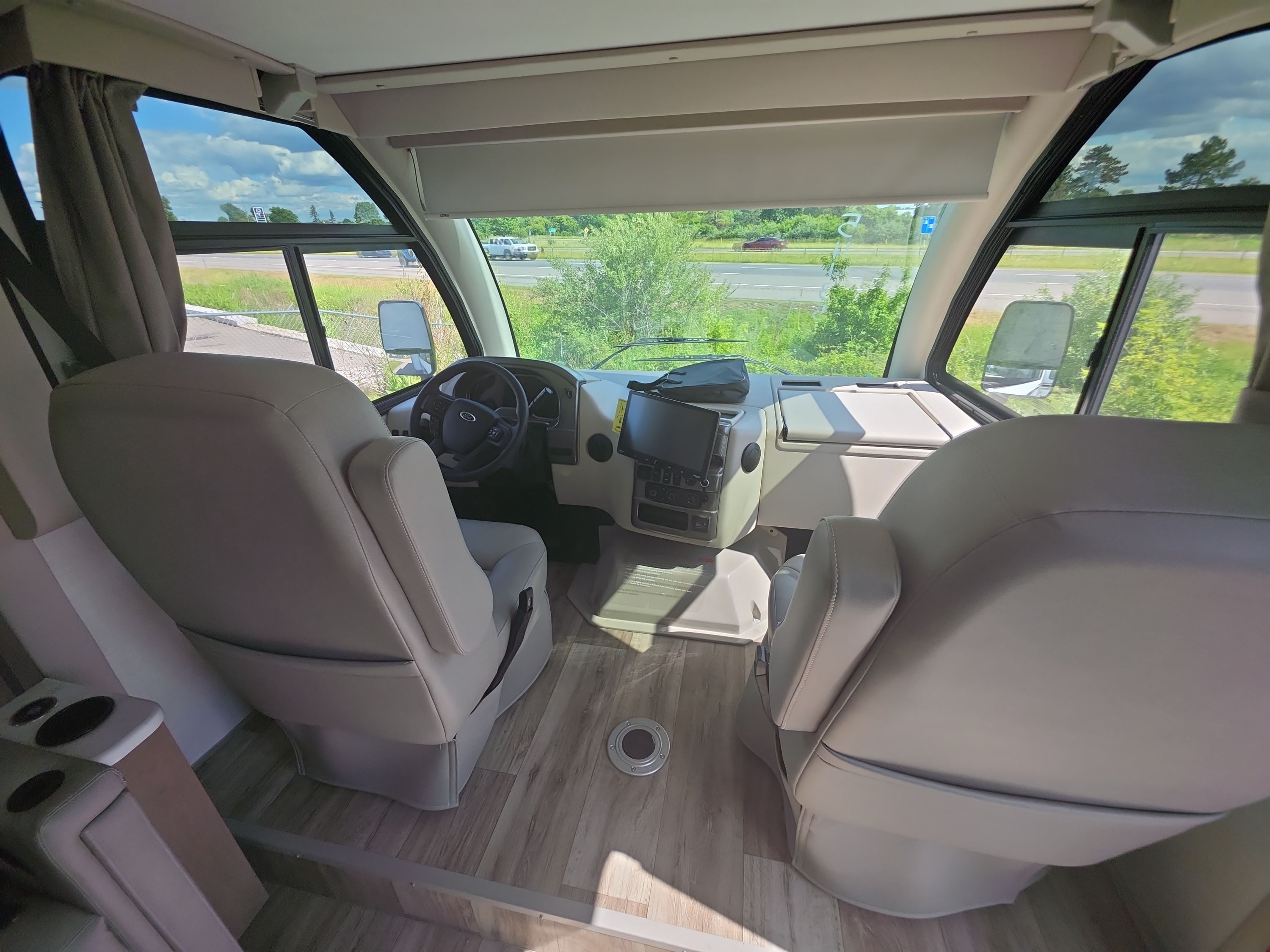 2027 Thor FREEDOM TRAVELER A26 in chelsea MI