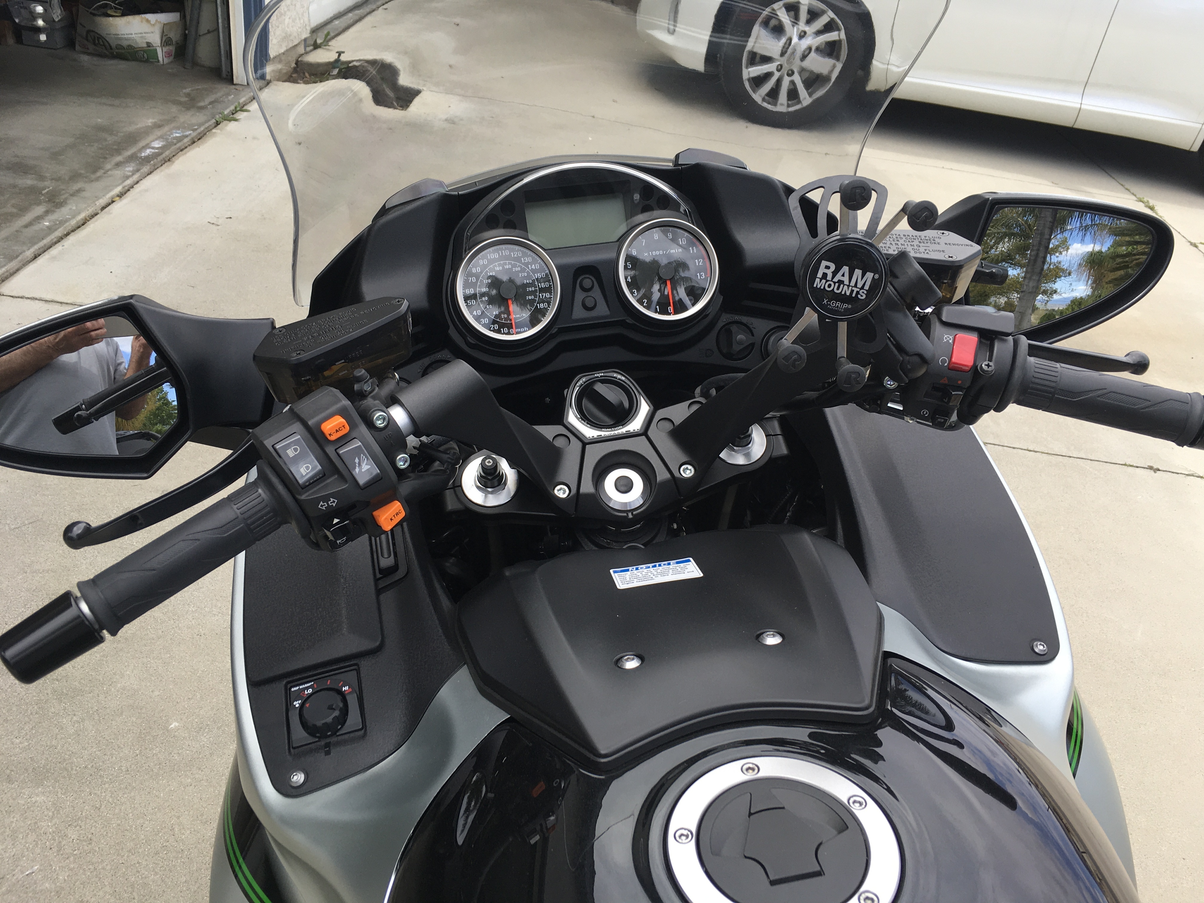 2019 Kawasaki CONCOURS 14 ABS in jurupa valley CA