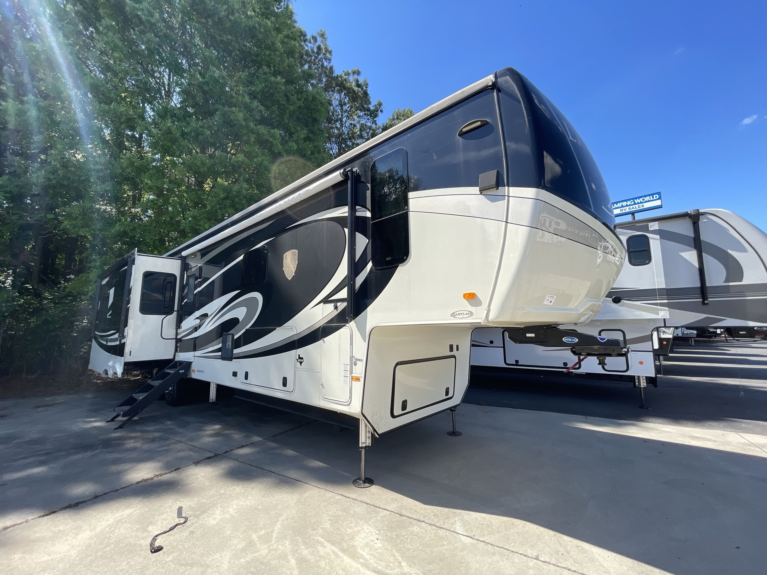 2020 Heartland LANDMARK NEWPORT RV