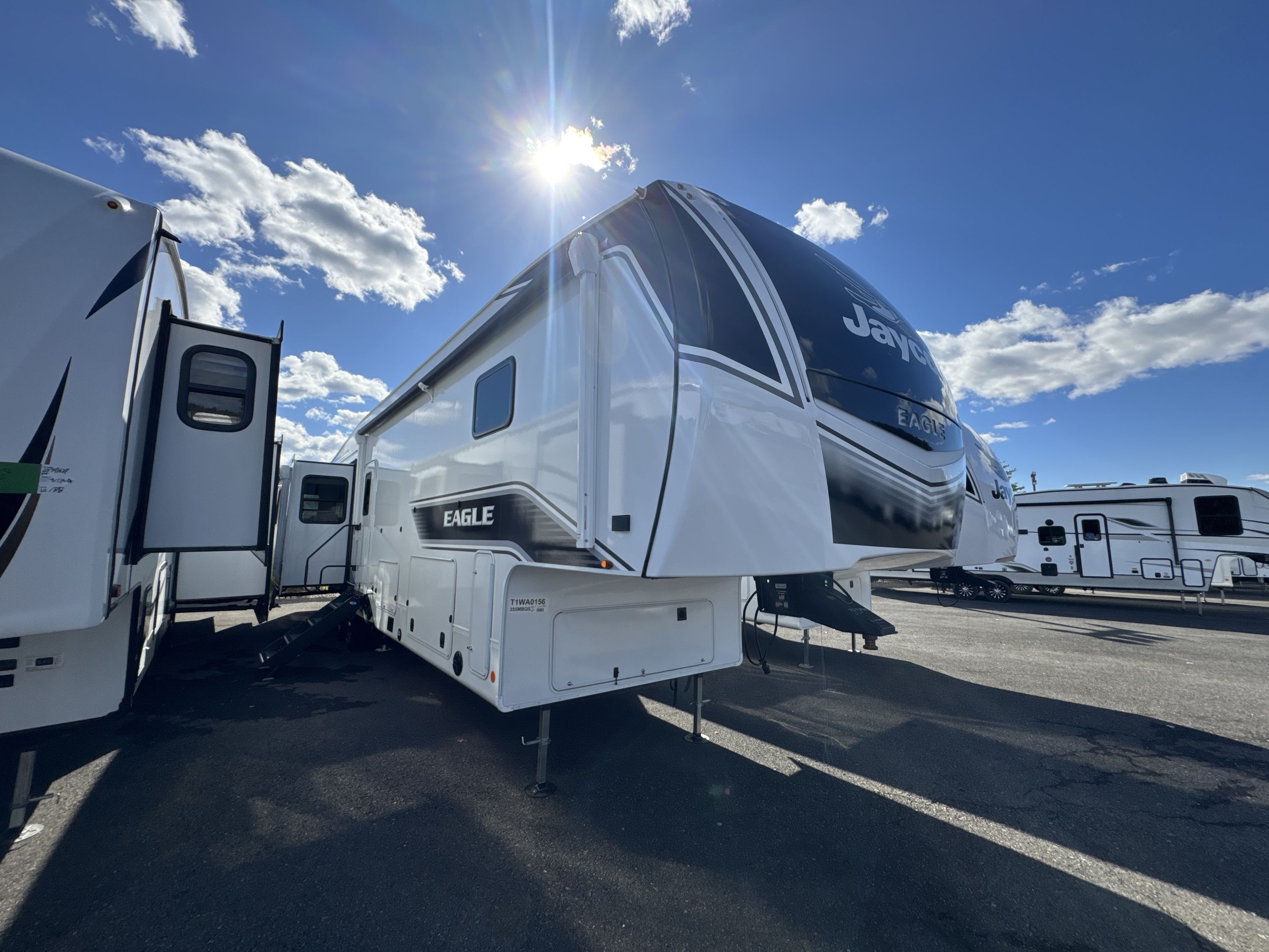 2026 Jayco EAGLE 355MBQS in kingston NY