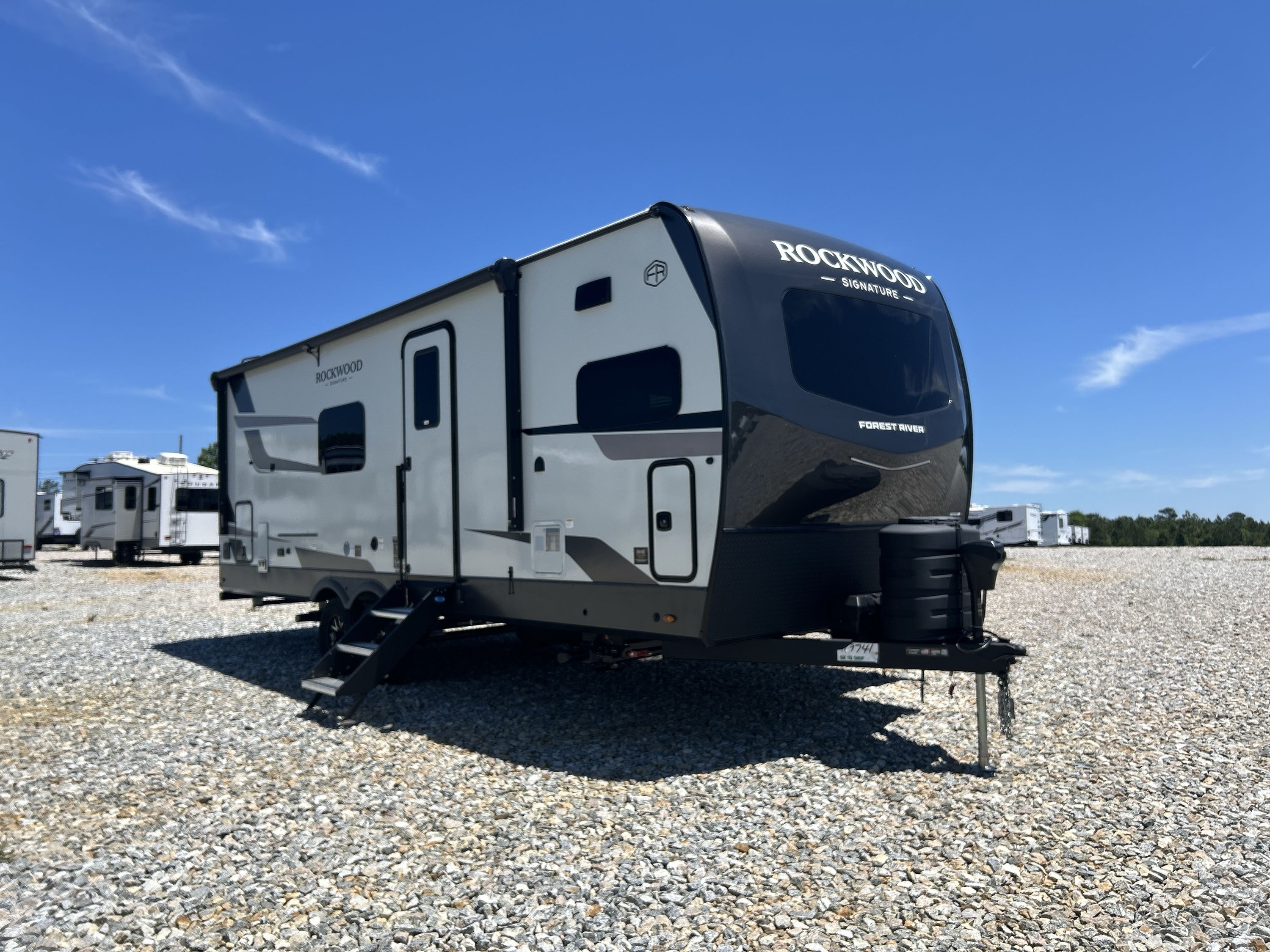 2026 Forest River ROCKWOOD SIGNATURE 8263MBR RV