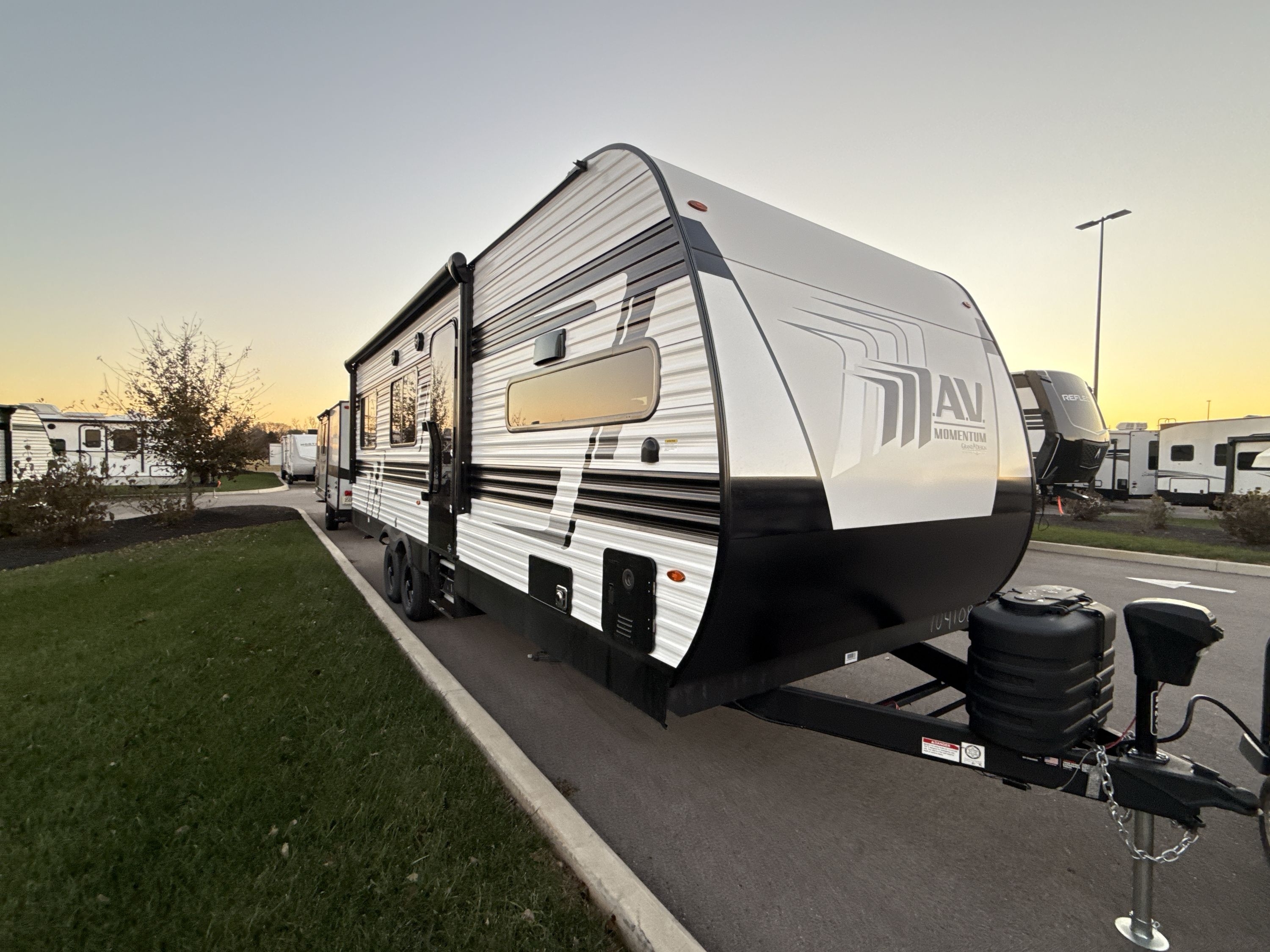 2026 Grand Design MOMENTUM MAV 24MAV in murfreesboro TN