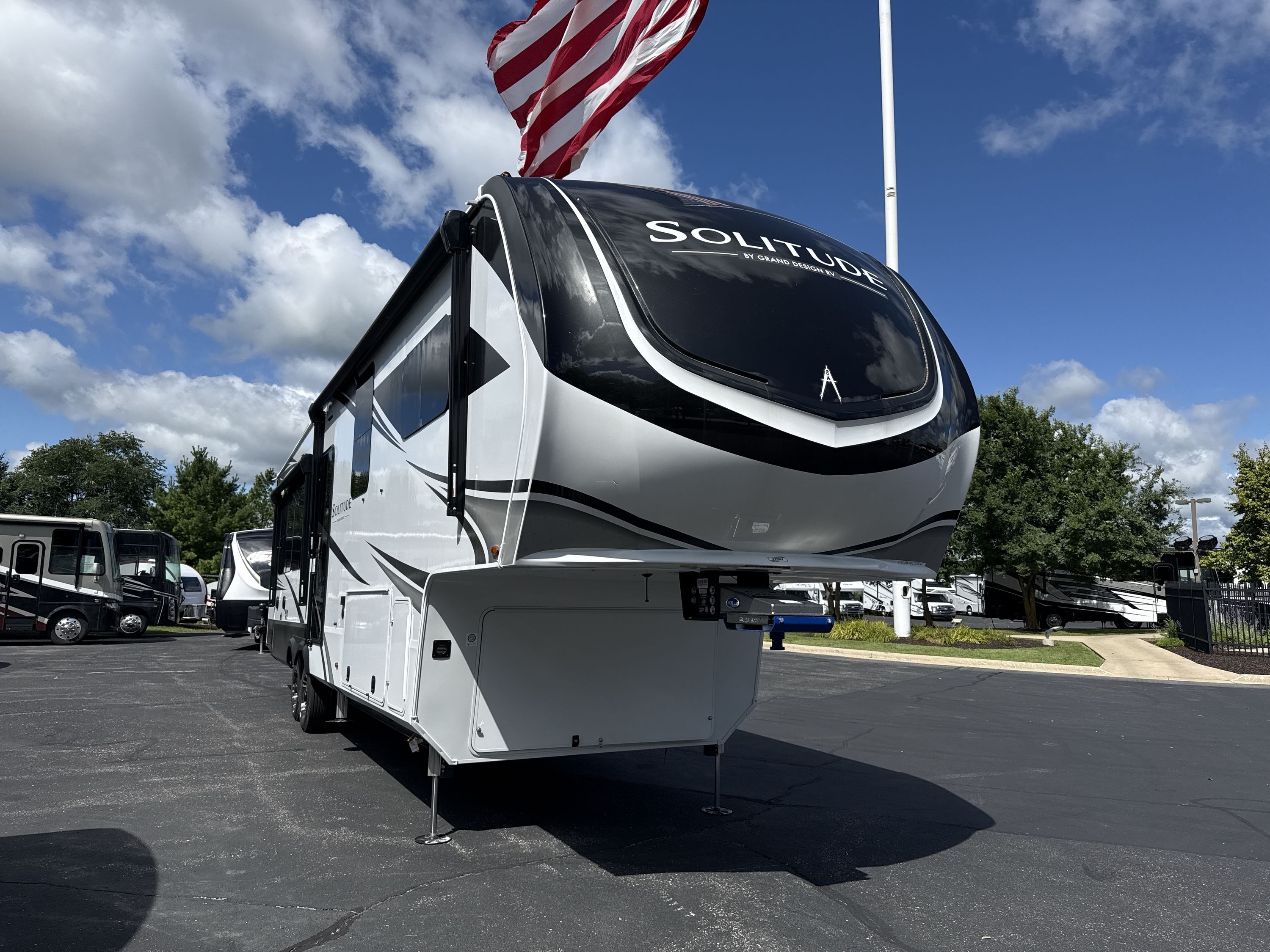 2026 Grand Design SOLITUDE 370DV in sturtevant WI