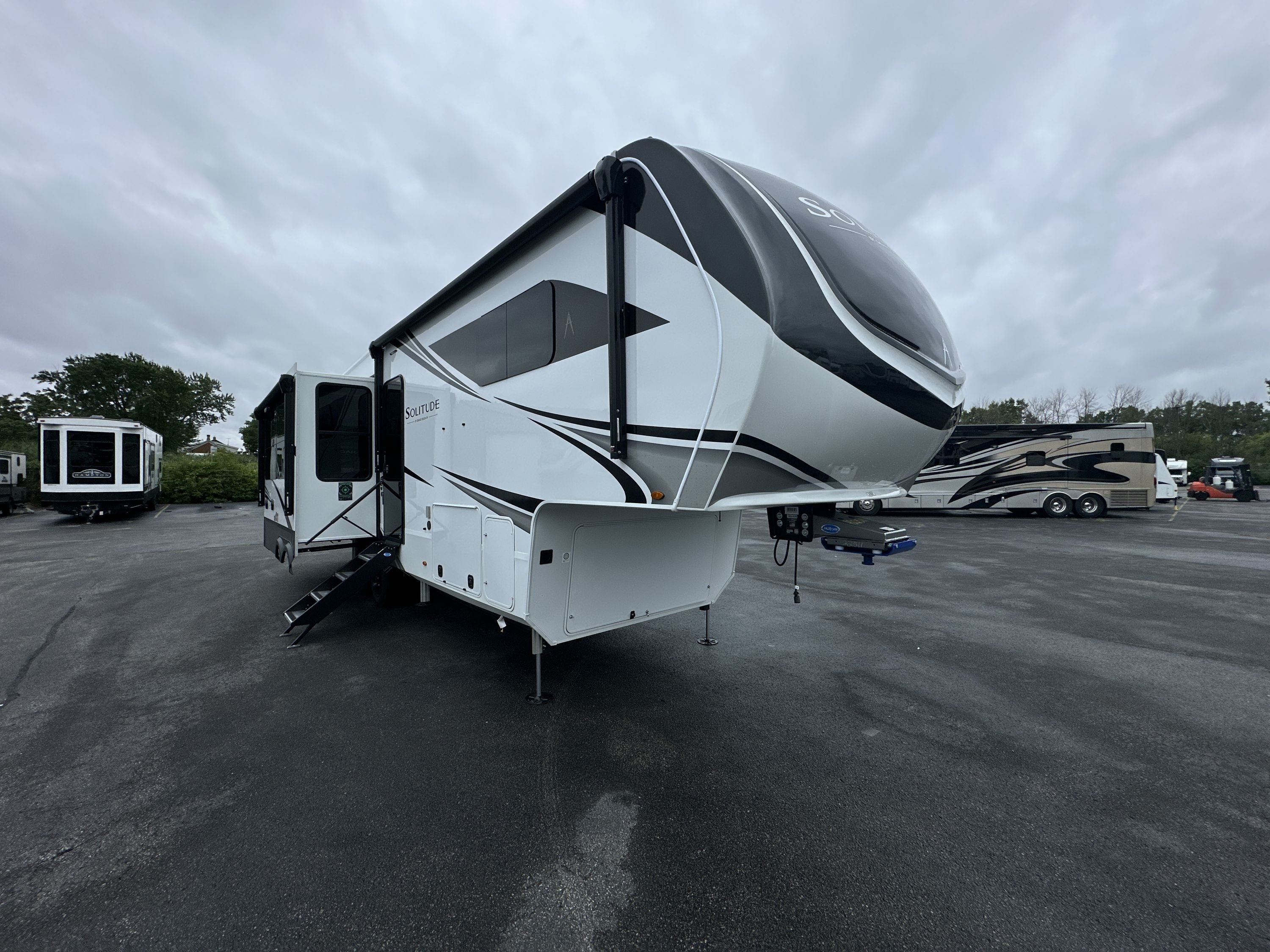 2026 Grand Design SOLITUDE 310GK in green bay WI