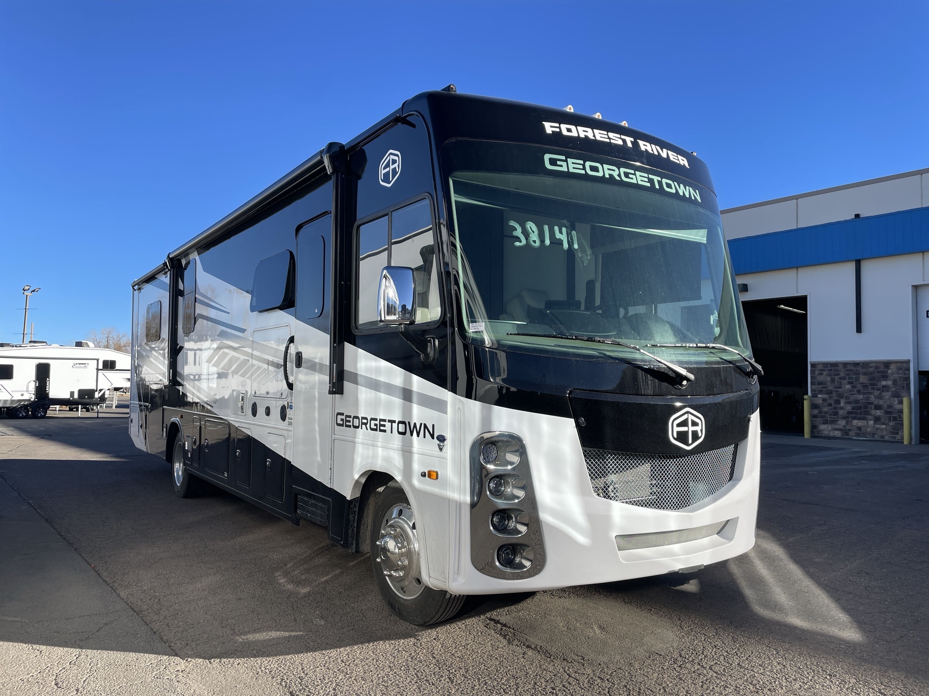 2026 Forest River GEORGETOWN 5 SERIES 34M 34M5 in golden CO