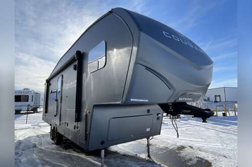 2026 Keystone COUGAR SPORT PLATINUM 2400RE in oronoco MN