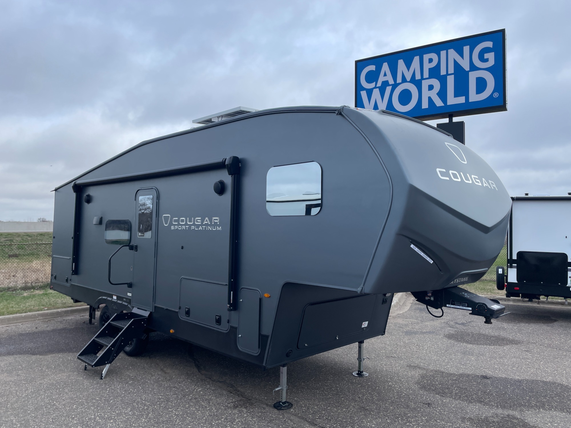 2026 Keystone COUGAR SPORT PLATINUM 2400RE in monticello MN