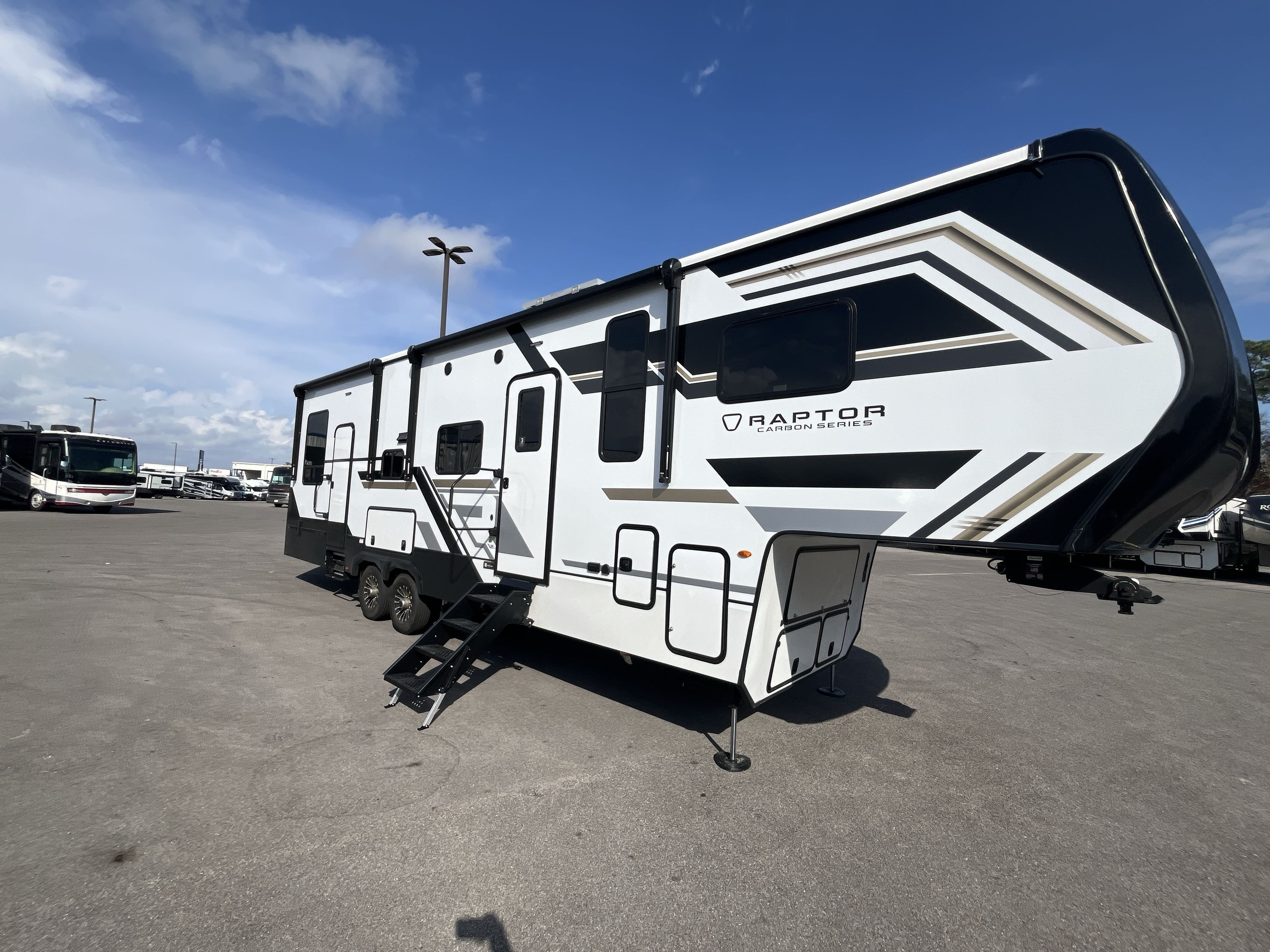 2026 Keystone CARBON 338 in biloxi MS