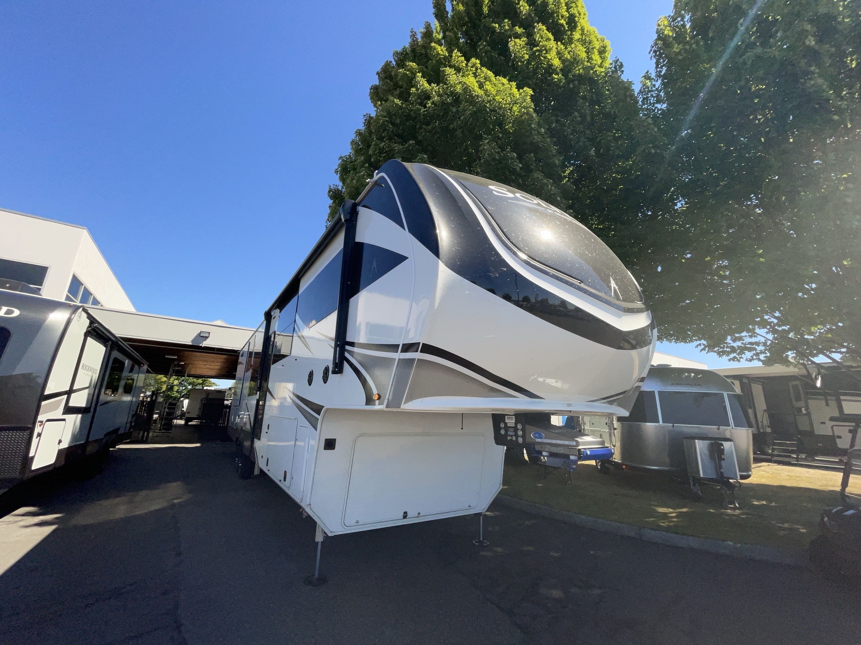 2027 Grand Design SOLITUDE 390RK in hillsboro OR