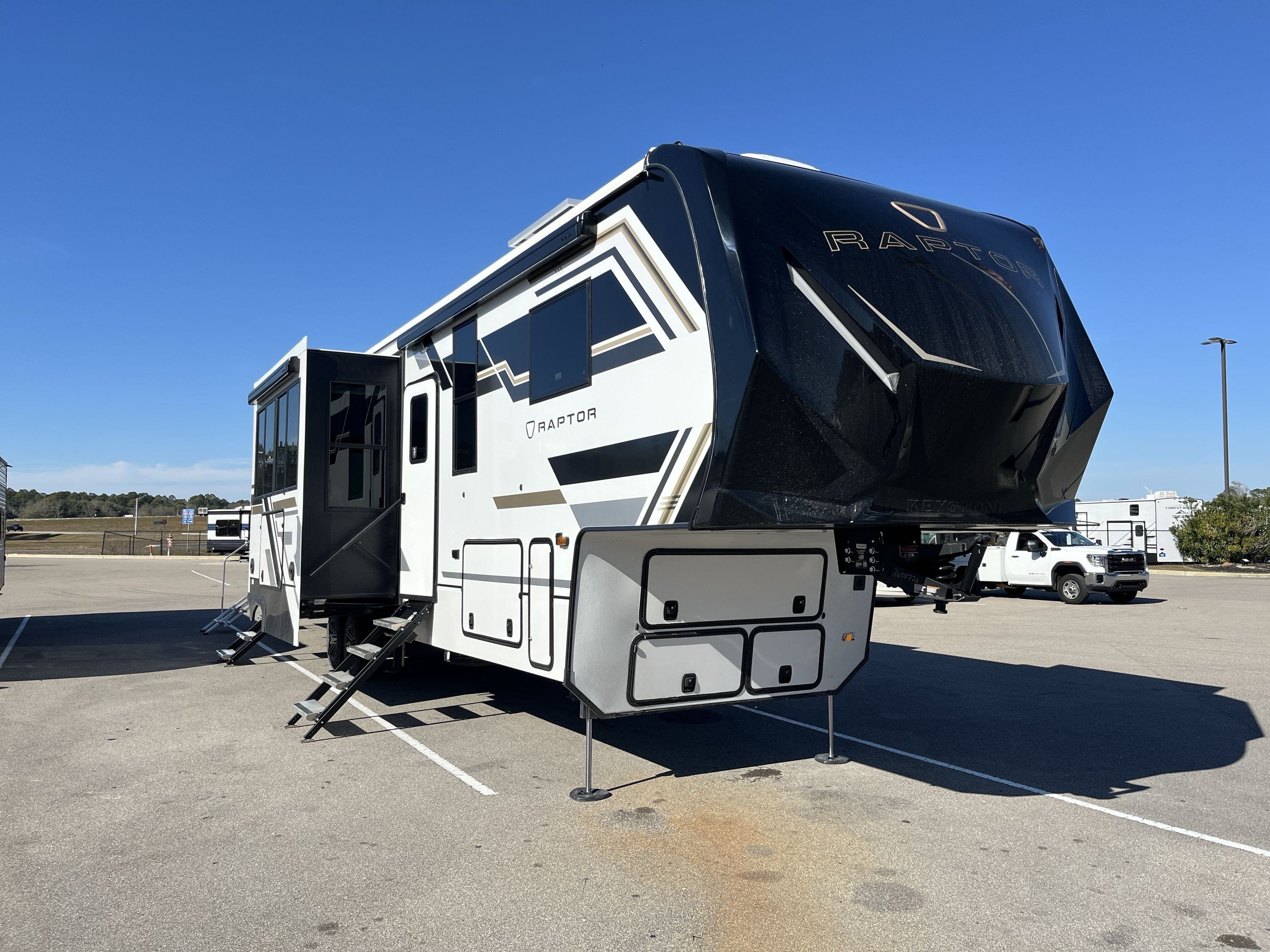 2026 Keystone RAPTOR 352 in biloxi MS