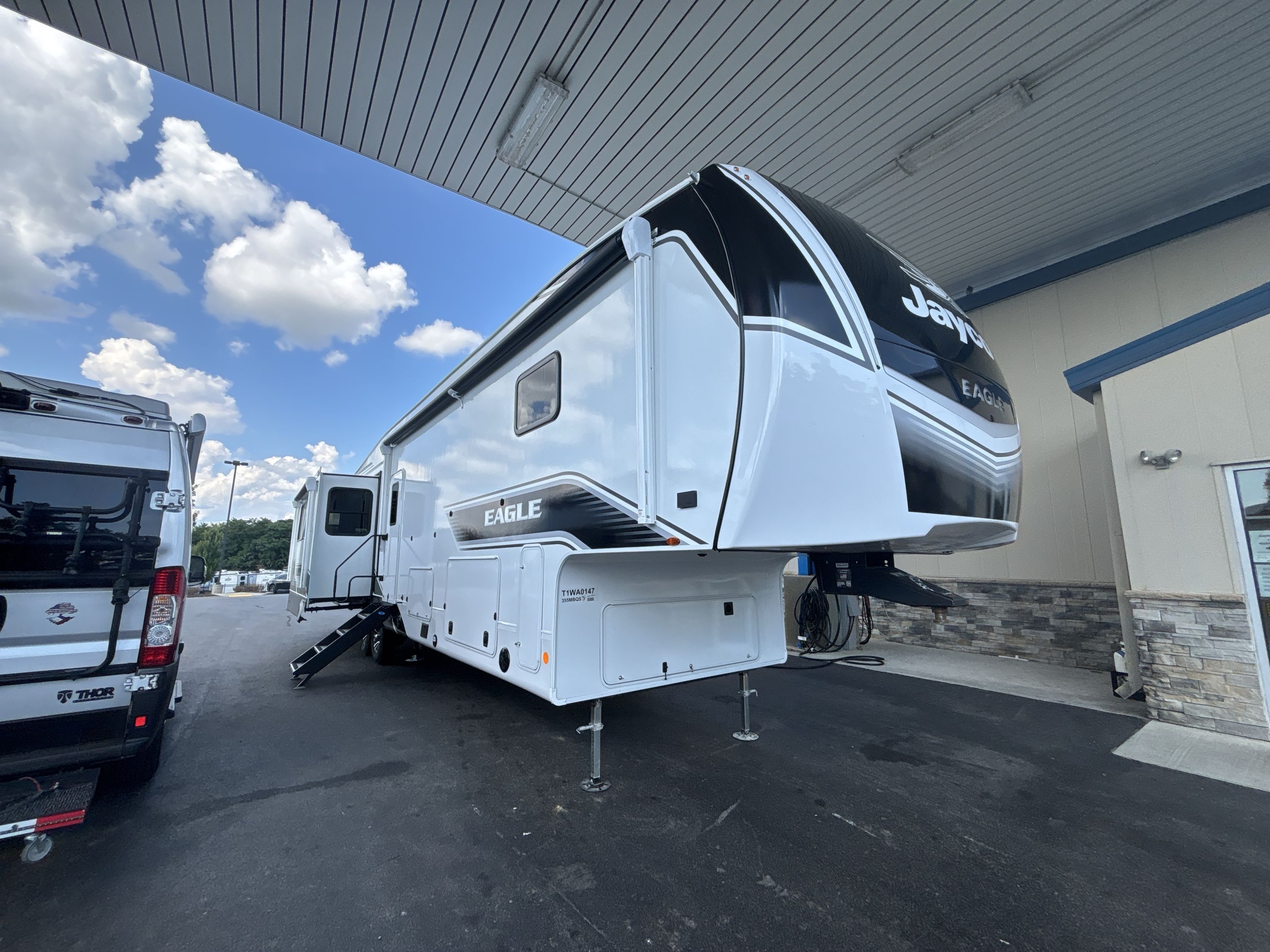 2026 Jayco EAGLE 355MBQS in georgetown KY