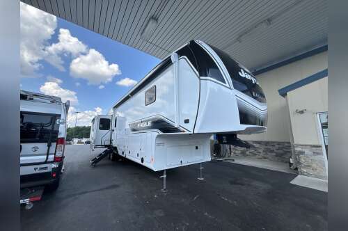 2026 Jayco EAGLE 355MBQS in georgetown KY