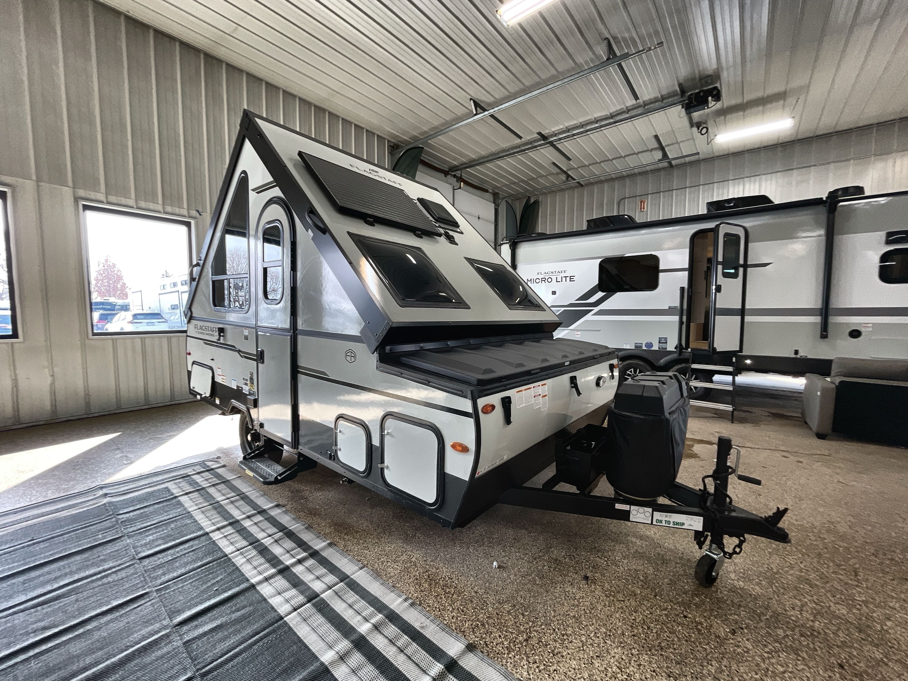 2026 Forest River FLAGSTAFF HARD SIDE T10RB in hugo MN