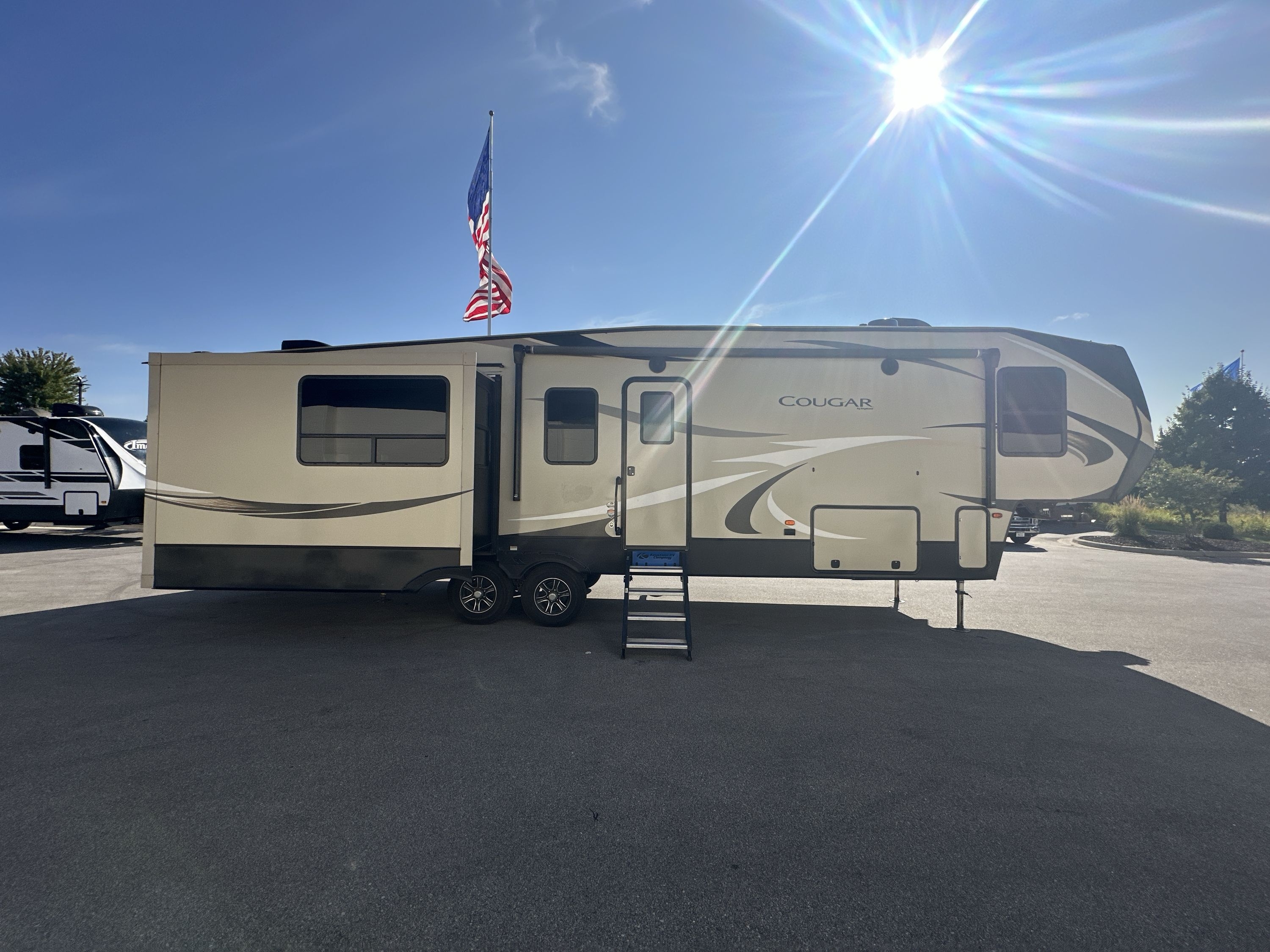 2019 Keystone COUGAR 362RKS in green bay WI