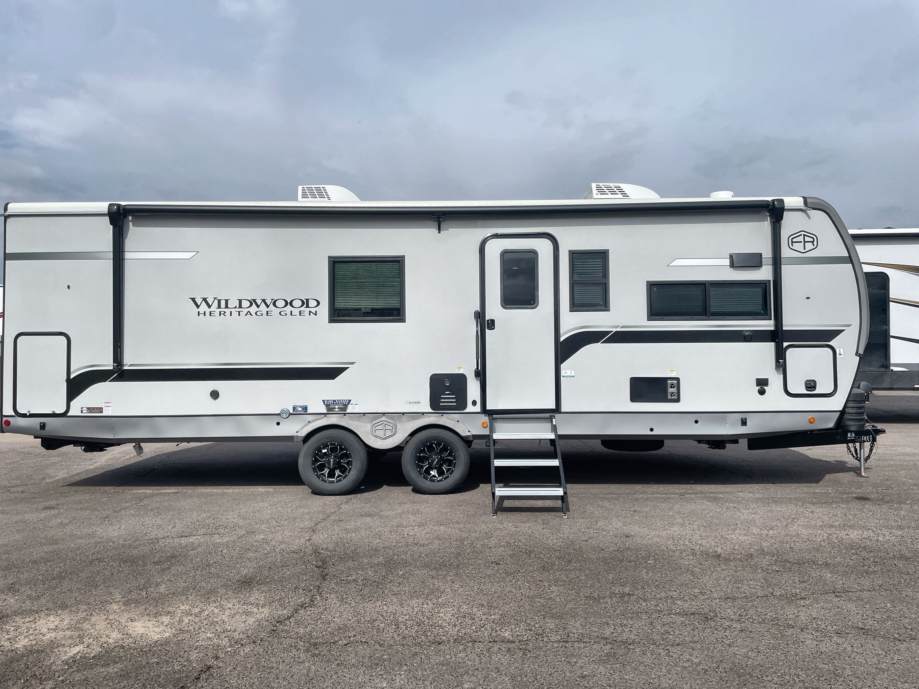 New 2026 Forest River Wildwood Heritage Glen 261FKRB For Sale in
