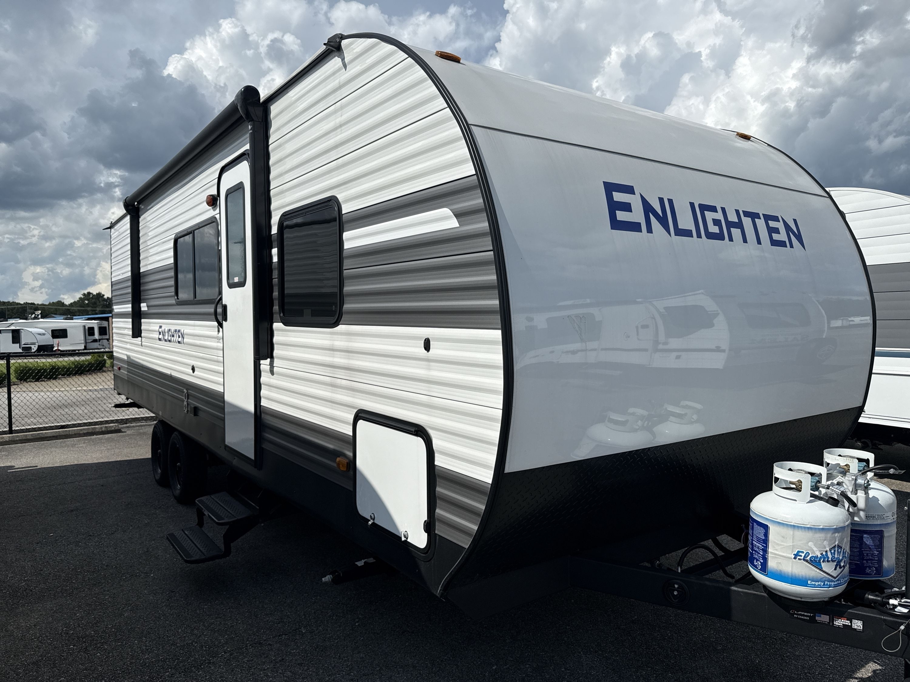 2026 Gulf Stream ENLIGHTEN 27BHS in anniston AL
