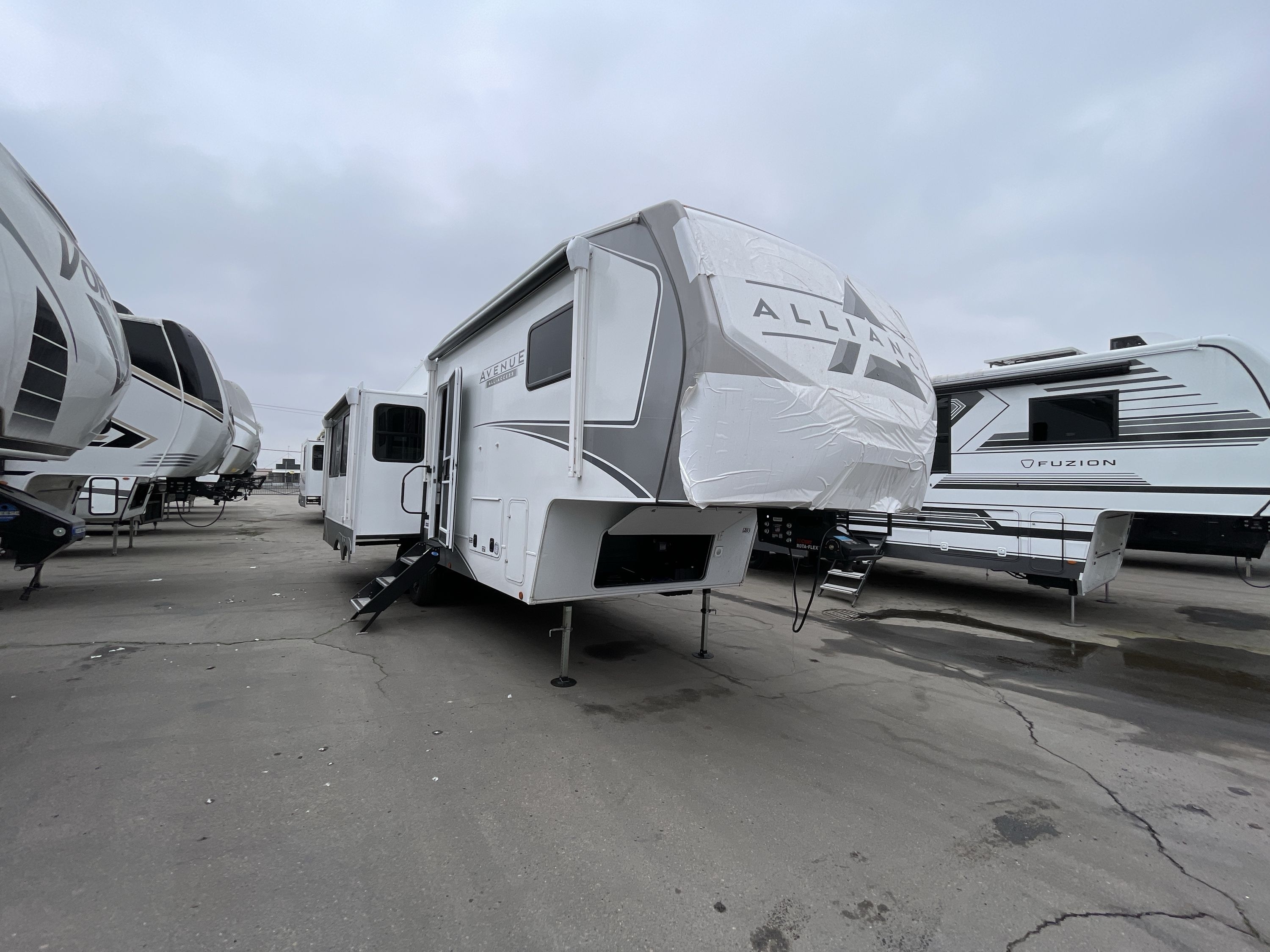 2026 Alliance AVENUE 29RL RV