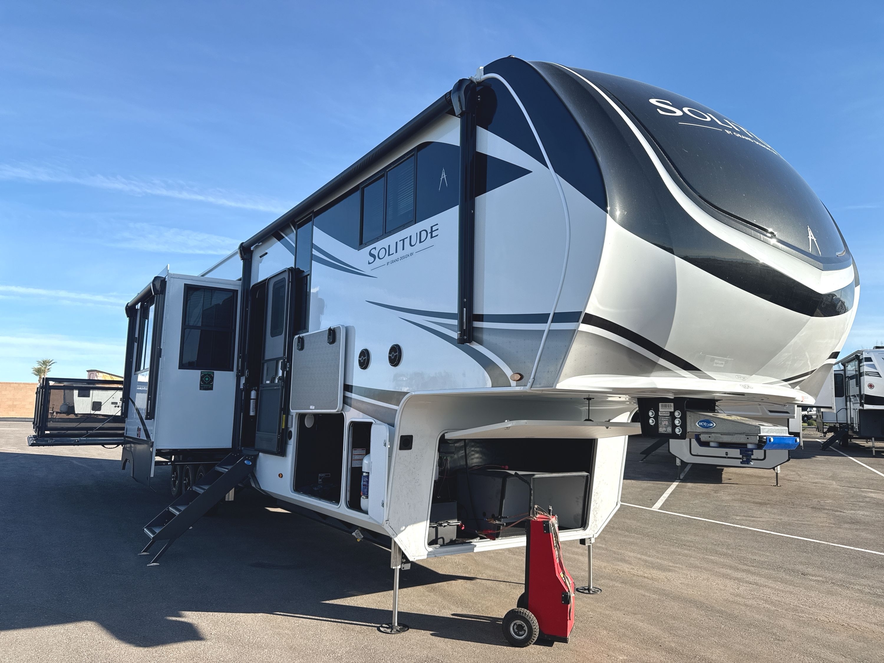 2026 Grand Design SOLITUDE 414LJMJ in surprise AZ