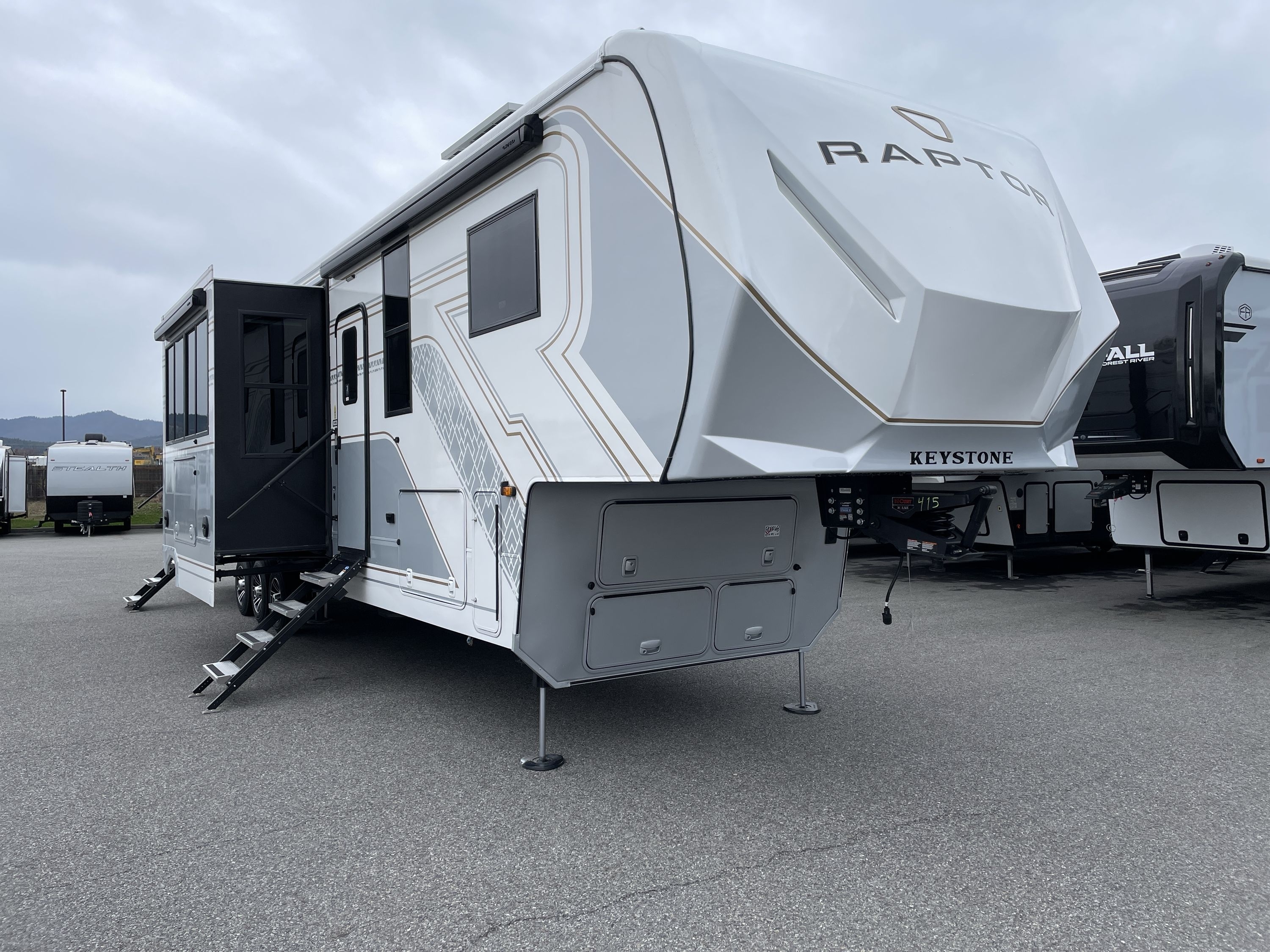 2026 Keystone RAPTOR 415 in liberty lake WA